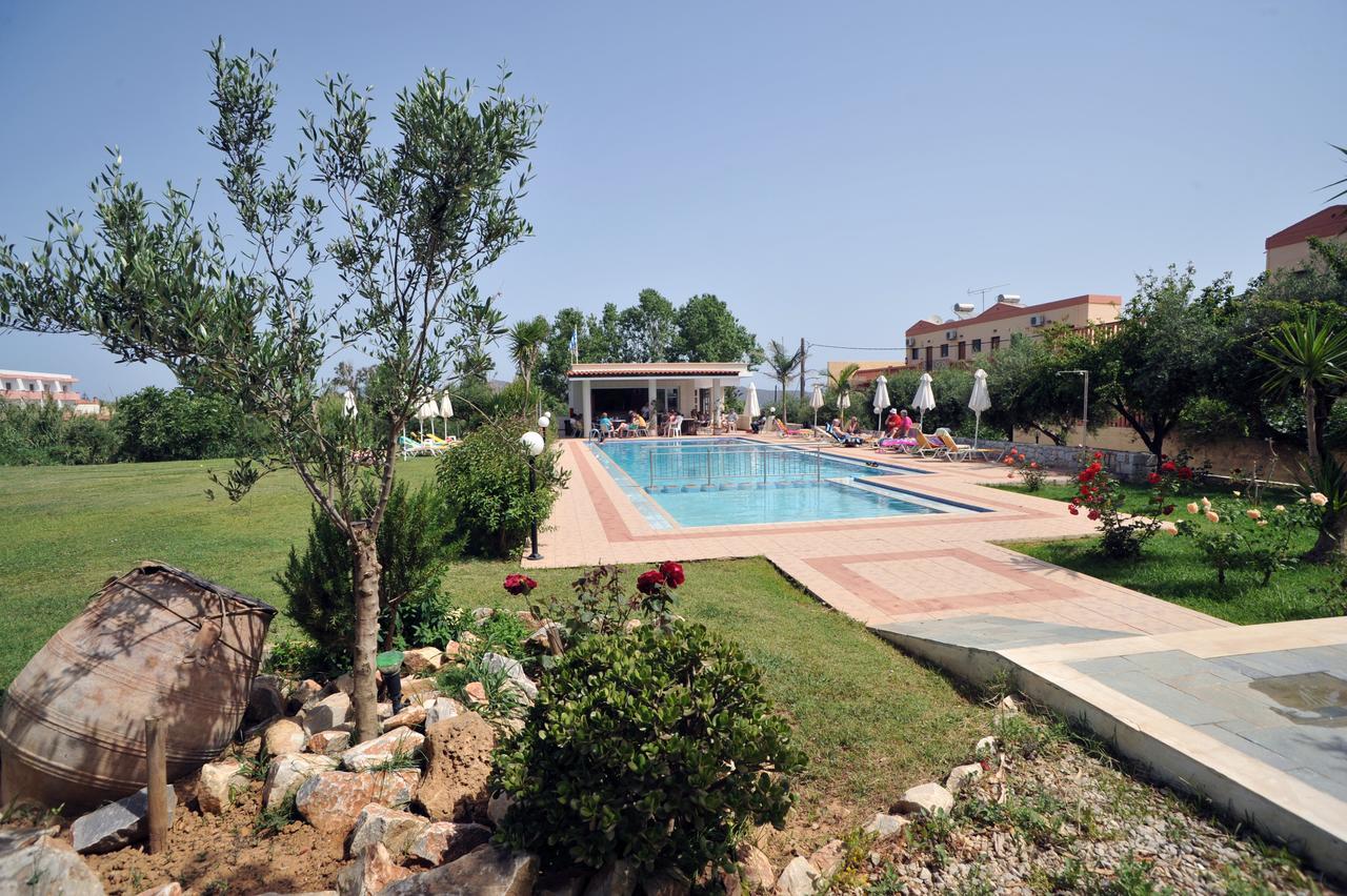 Merabello Apartments Agia Marina Buitenkant foto