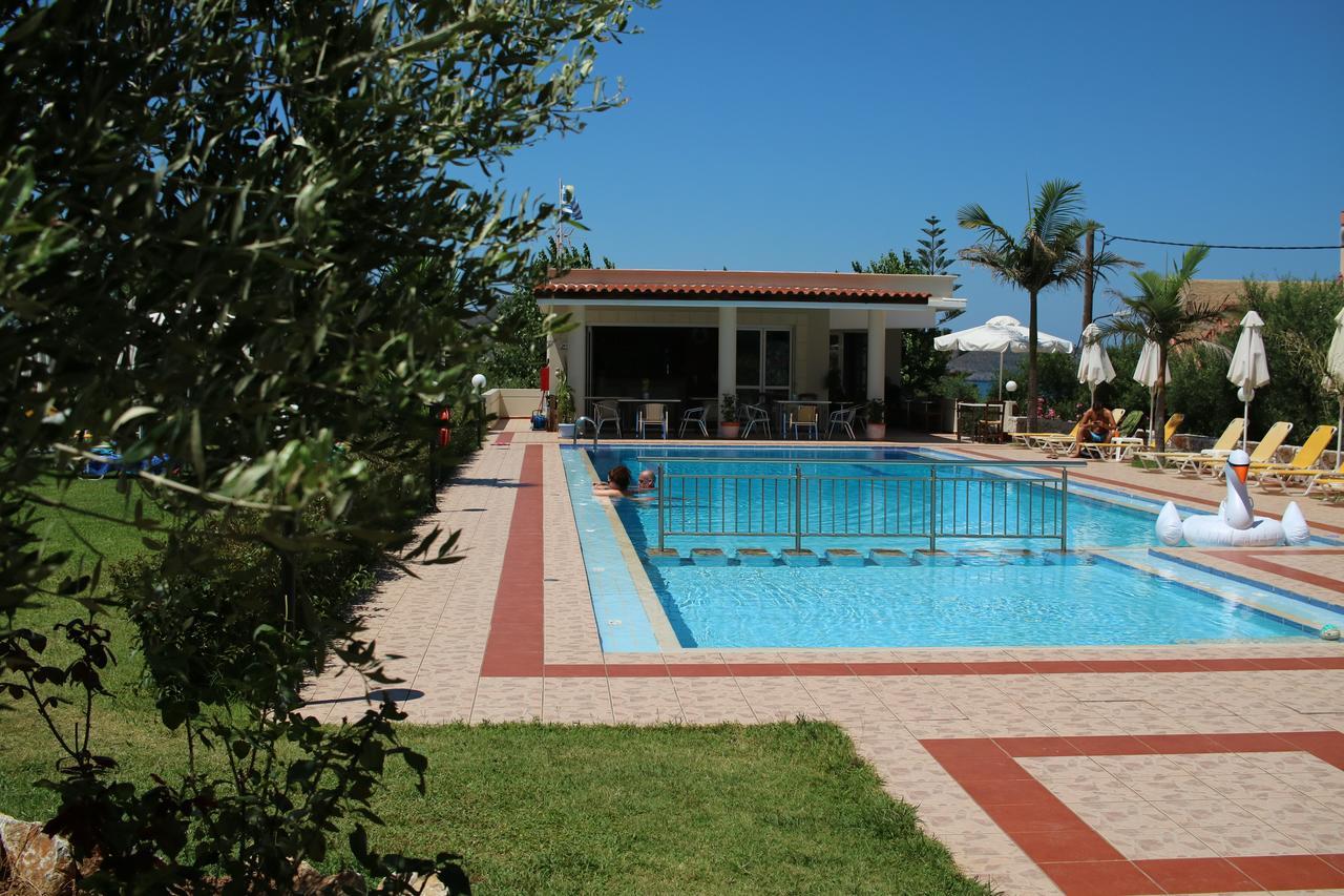 Merabello Apartments Agia Marina Buitenkant foto